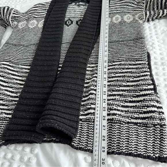 Sam Edelman cardigan Sweater size S Wool Alpaca Blend black & white pockets warm - Picture 7 of 11